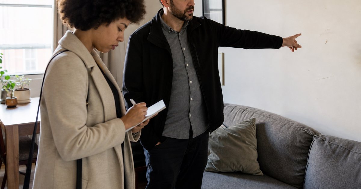 Why does a pre-move-out walkthrough two weeks before lease end reduce deposit deductions?